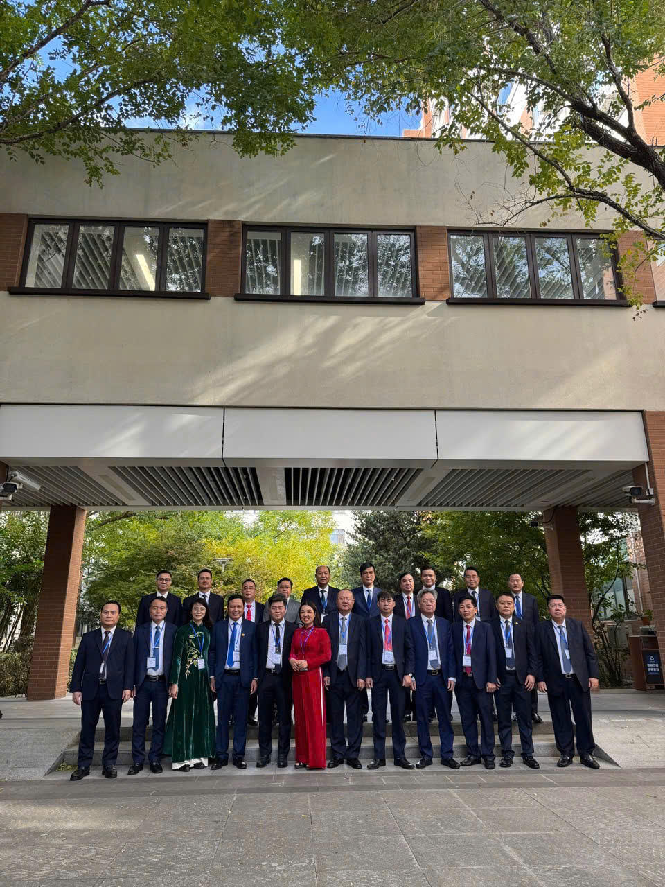 Các học viên tại khuôn viên Đại học Phúc Đán.