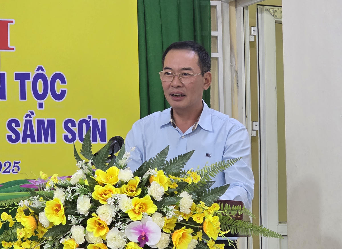 Phó Bí thư Tỉnh ủy, Chủ tịch Ủy ban MTTQ tỉnh Thanh Hóa Trịnh Tuấn Sinh phát biểu tại ngày hội. Ảnh Nguyễn Chung.