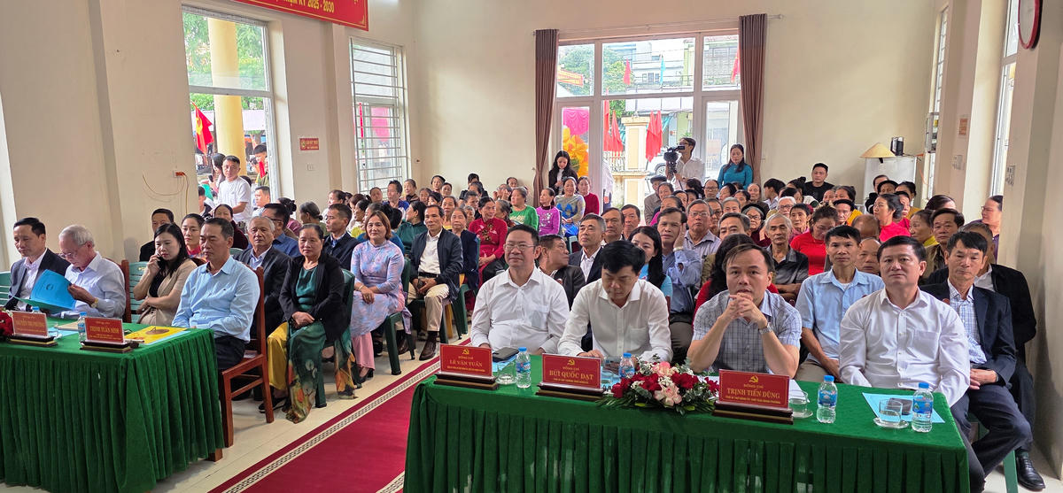 Các đại biểu tham dự Ngày hội tại khu dân cư Thọ Xuân. Ảnh: Nguyễn Chung.