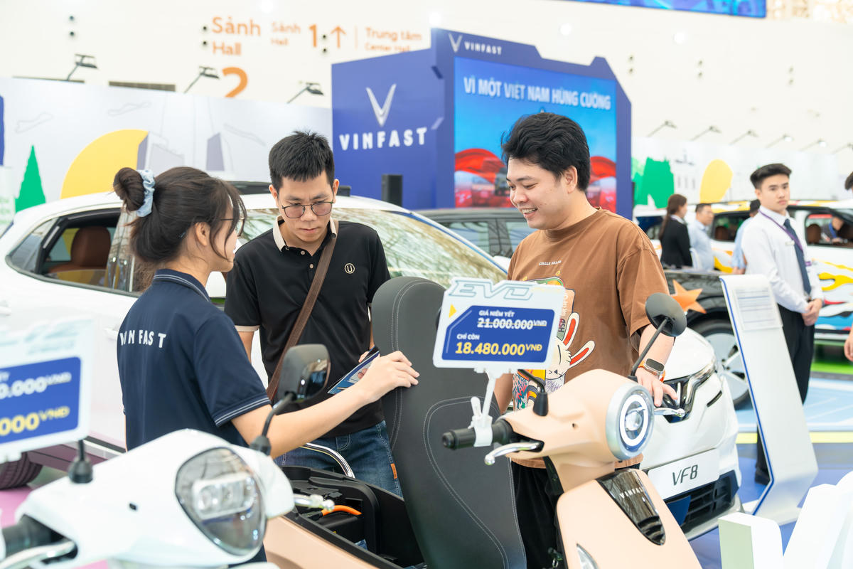 Khai mạc Tuần lễ Công nghiệp và Công nghệ Việt Nam 2025 tại Trung tâm Triển lãm Việt Nam