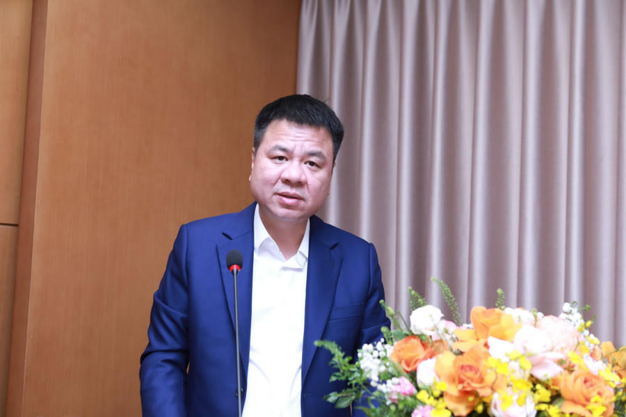 Nhà báo Triệu Ngọc Lâm – Tổng Biên tập Báo Giáo dục và Thời đại thông tin tại buổi họp báo. Ảnh: BTC