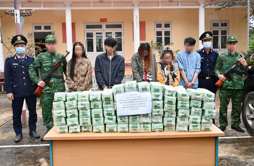 Cuộc chiến chống những kẻ gieo rắc “cái chết trắng”