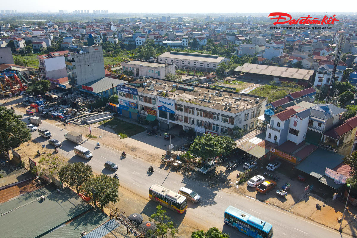 Đến năm 2014, chợ Mai Lĩnh được đưa vào sử dụng, nhưng không thu hút được tiểu thương, dẫn đến bỏ hoang.. 