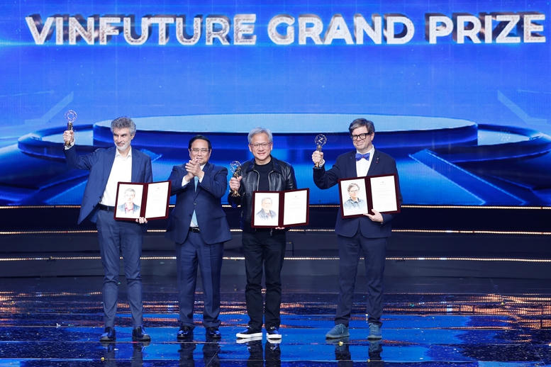 Thủ tướng Chính phủ Phạm Minh Chính trao Giải thưởng Chính VinFuture 2024.