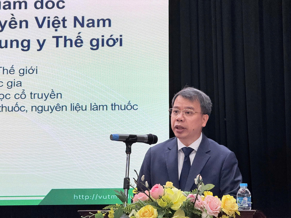 PGS.TS Nguyễn Quốc Huy - Giám đốc Học viện Y Dược học cổ truyền Việt Nam phát biểu tại hội thảo.