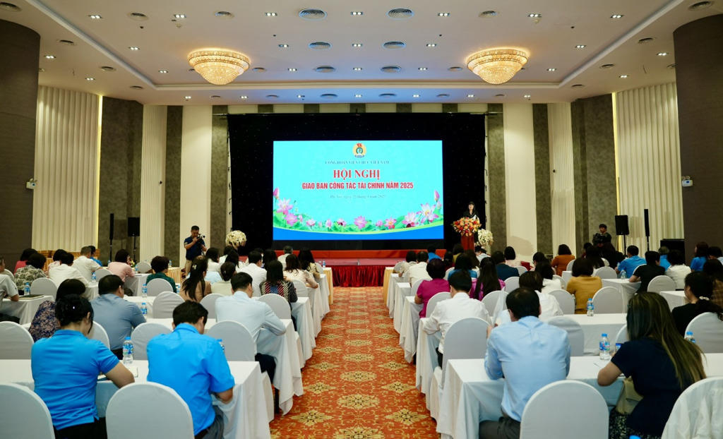 Giao ban công tác tài chính Công đoàn năm 2025.