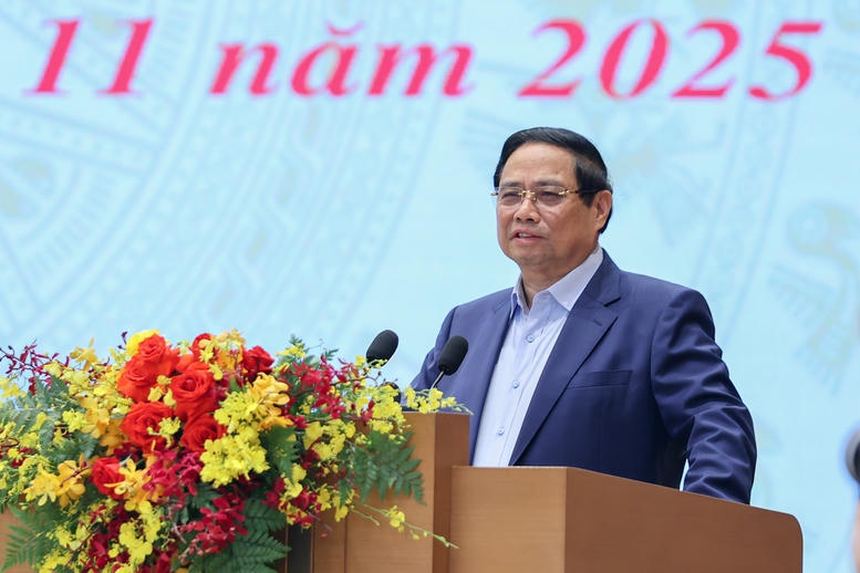 Thủ tướng Chính phủ Phạm Minh Chính phát biểu tại phiên họp. Ảnh: Nhật Bắc.