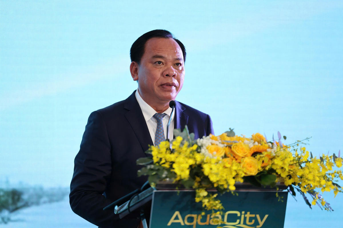 Ông Võ Tấn Đức, Phó Bí thư Tỉnh ủy, Chủ tịch UBND tỉnh Đồng Nai phát biểu tại buổi lễ.