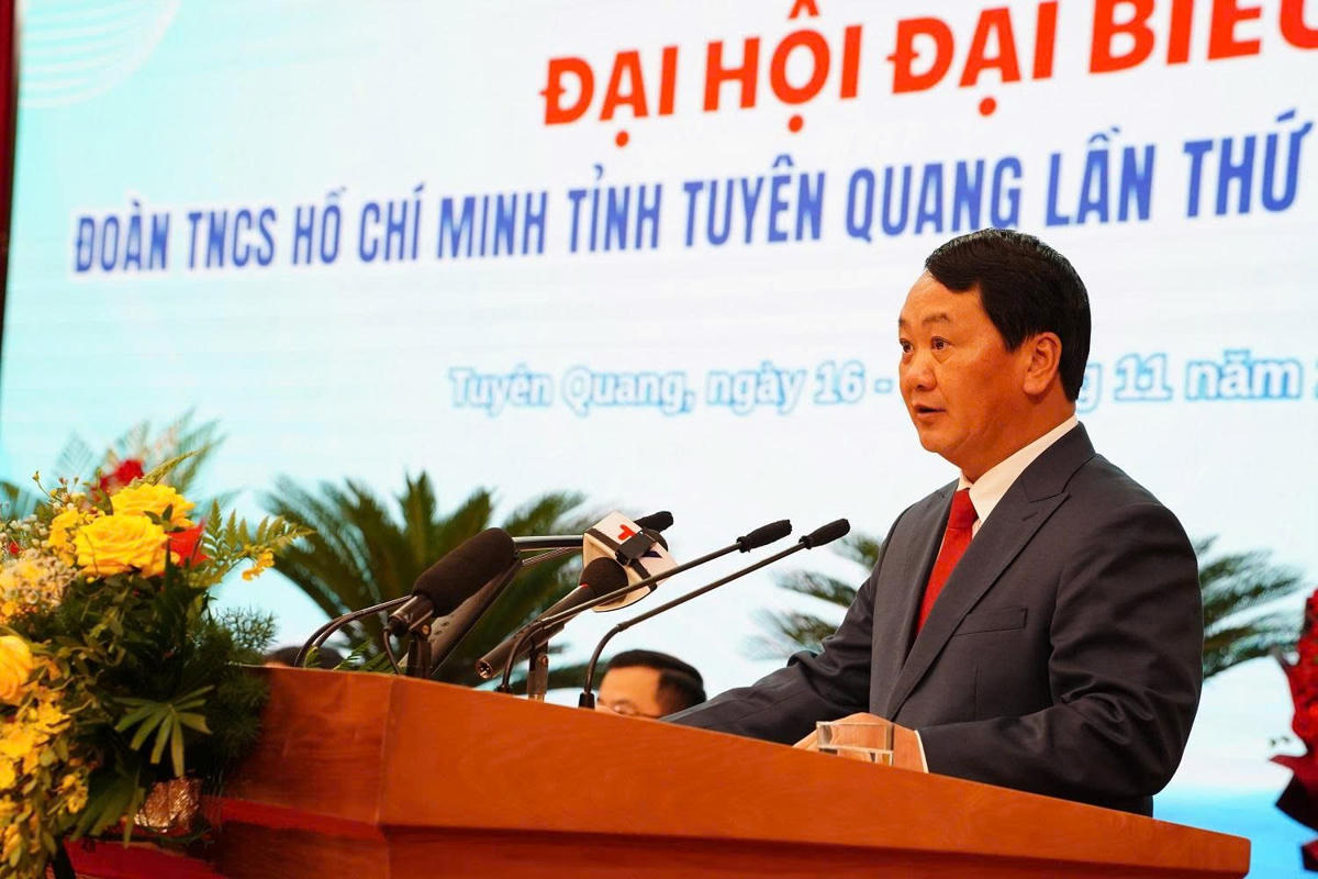 Bí thư Tỉnh ủy Tuyên Quang Hầu A Lềnh phát biểu tại Đại hội. Ảnh: Đ.S.. 