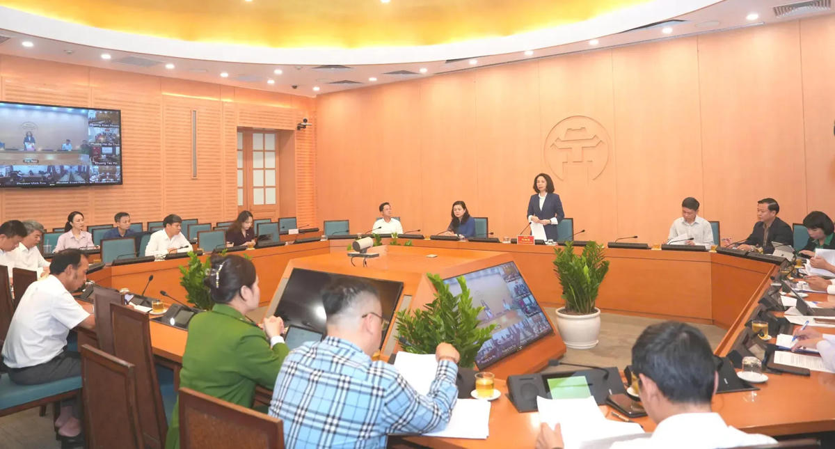 Quang cảnh buổi giao ban tại điểm cầu UBND TP. Hà Nội- Ảnh:M.N