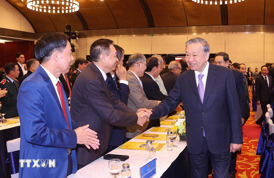 Tổng Bí thư Tô Lâm và các đại biểu tham dự lễ kỷ niệm. (Ảnh: Văn Điệp/TTXVN) Các đại biểu dự Lễ kỷ niệm 80 năm Ngày truyền thống Thanh tra Việt Nam. (Ảnh: Văn Điệp/TTXVN)