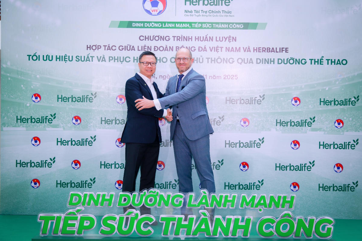 Herbalife Việt Nam đồng hành cùng Liên đoàn Bóng đá Việt Nam về dinh dưỡng thể thao