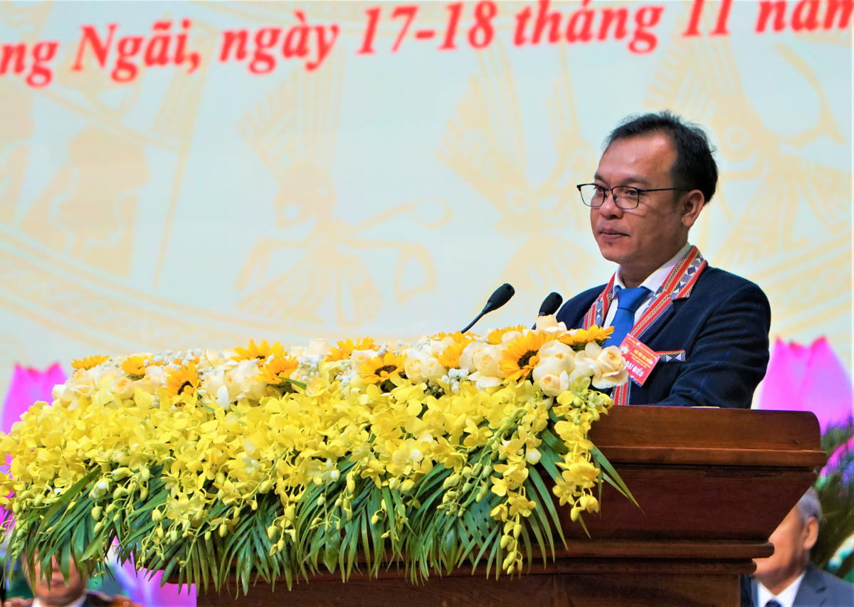 Phó Bí thư Thường trực Tỉnh ủy, Chủ tịch Ủy ban MTTQ Việt Nam tỉnh Quảng Ngãi U Huấn phát biểu khai mạc Đại hội. Ảnh: Nguyễn Tín.