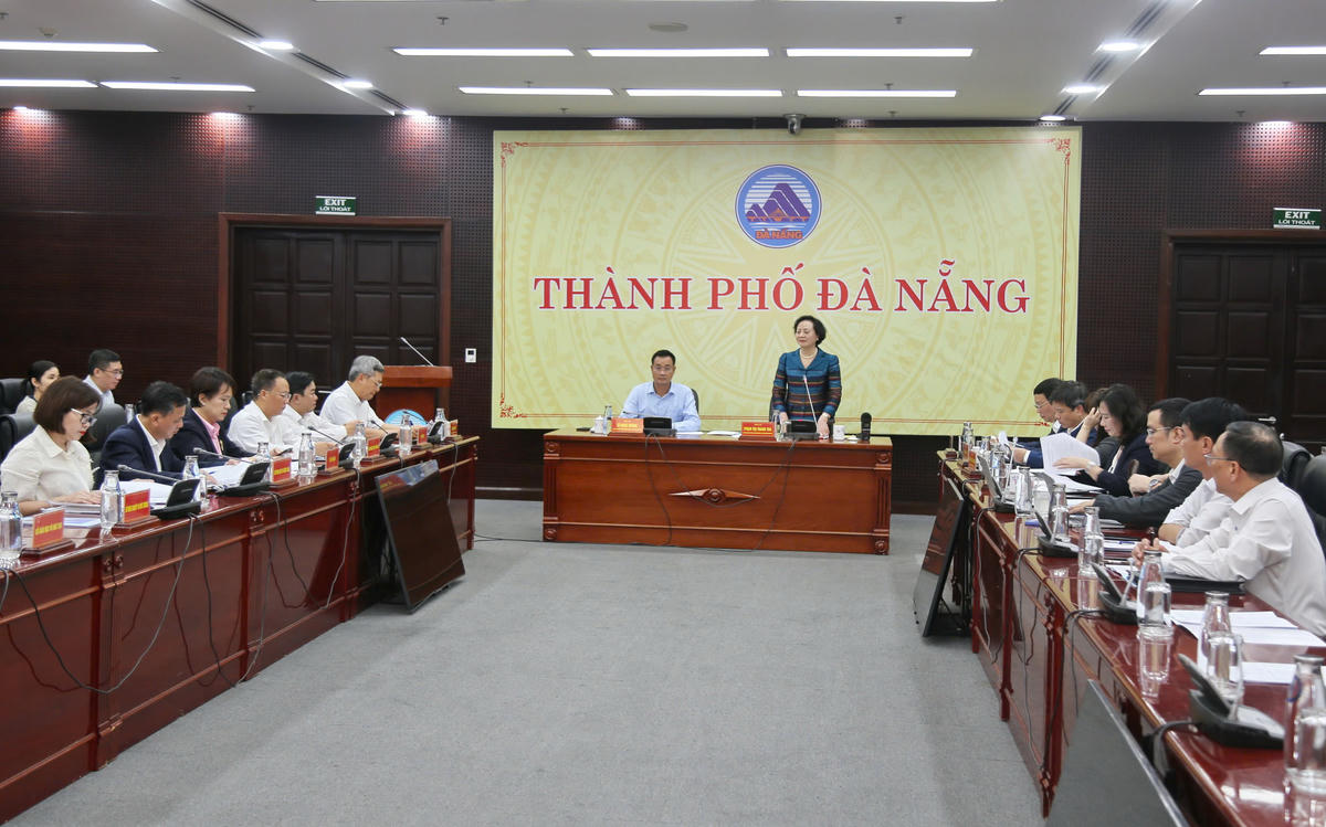 Quang cảnh buổi làm việc. Ảnh: Tấn Thành.