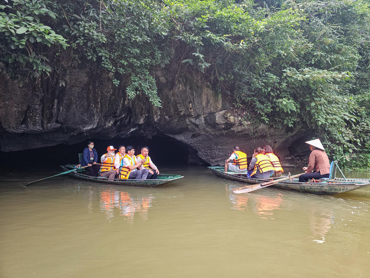 Khu vực cửa vào hang Bụt. Ảnh: Đình Minh