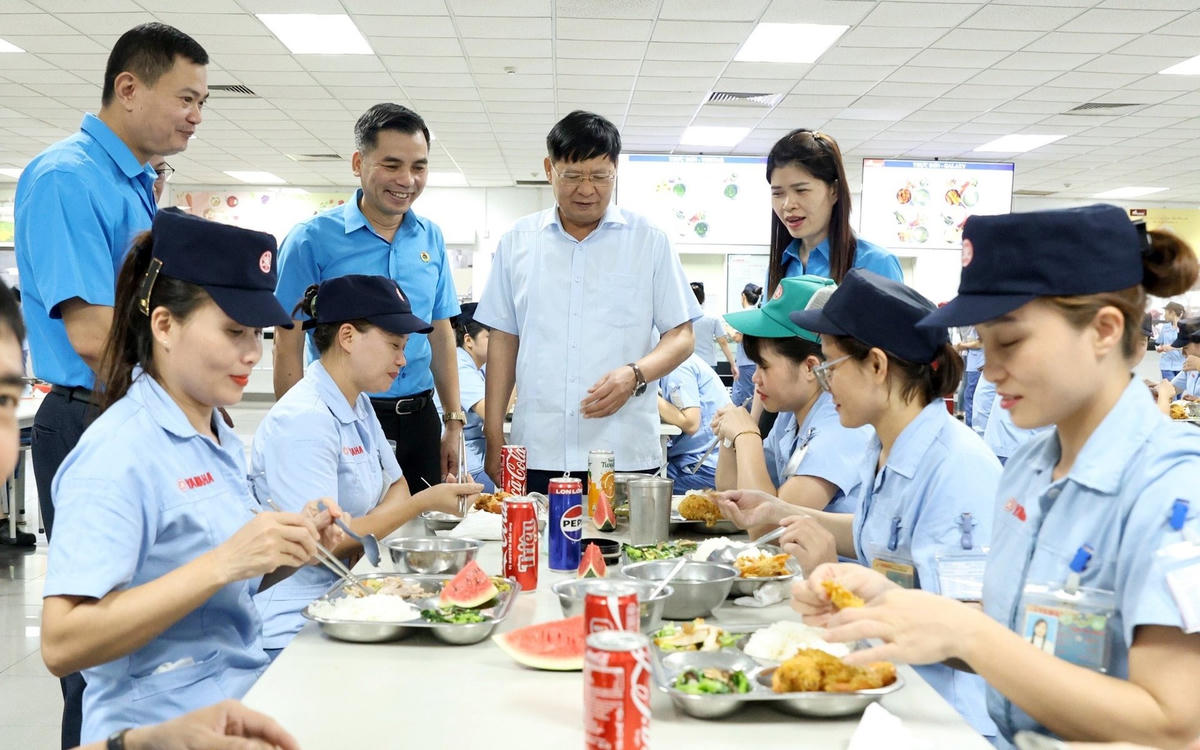 “Bữa cơm Công đoàn” lan tỏa tinh thần sẻ chia, gắn kết người lao động