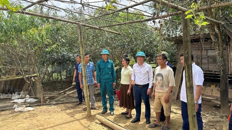 Nhiều bản làng ở Điện Biên thay đổi khi thụ hưởng chính sách giảm nghèo. Ảnh: Hoàng Phúc