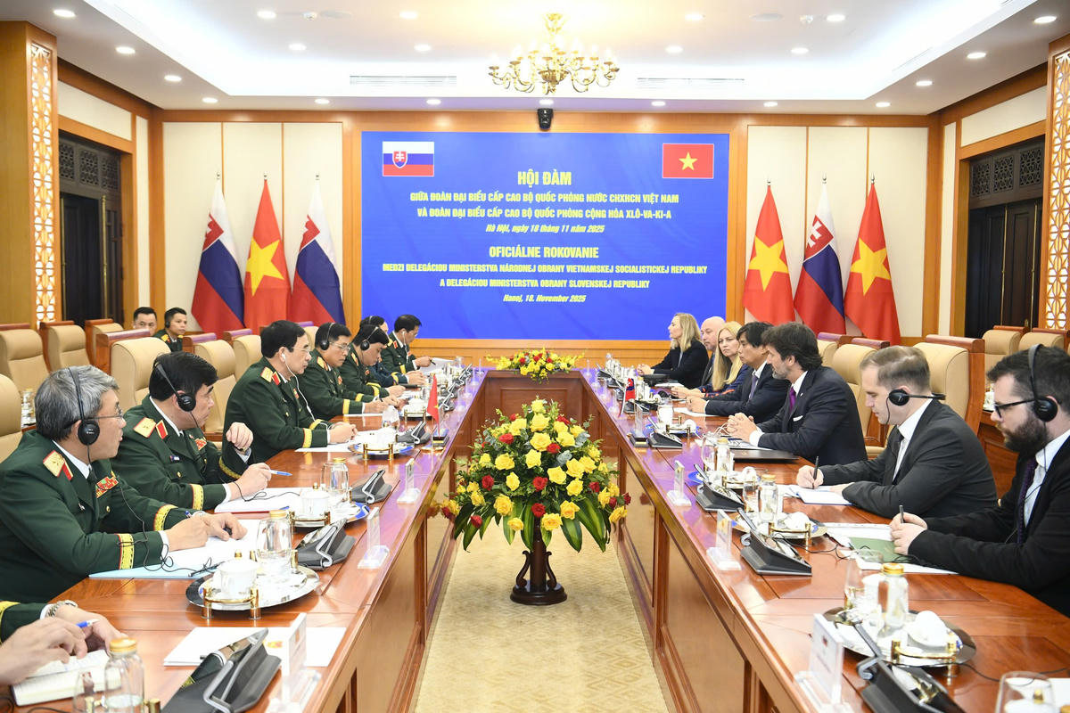 Quang cảnh hội đàm. Ảnh: Tuấn Huy.