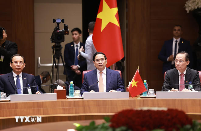 Thủ tướng Phạm Minh Chính phát biểu tại cuộc hội đàm với Thủ tướng Algeria Sifi Ghrieb. (Ảnh: Dương Giang/TTXVN)