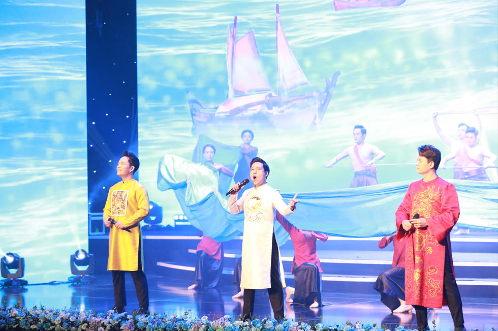 Nhóm Thăng Long &amp; vũ đoàn PL.