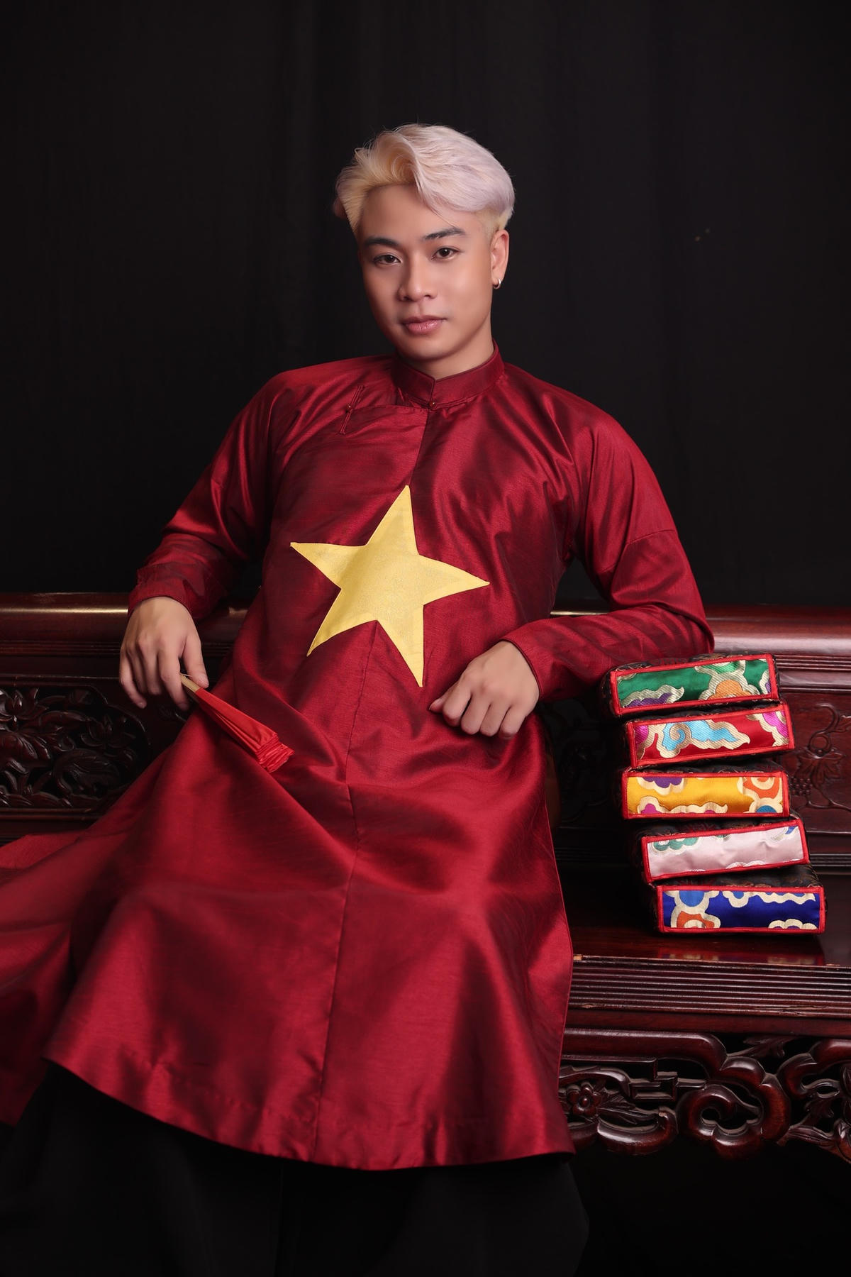 Nhà thiết kế Nguyễn Đức Lộc người sáng lập Ỷ Vân Hiên. Ảnh: NVCC.