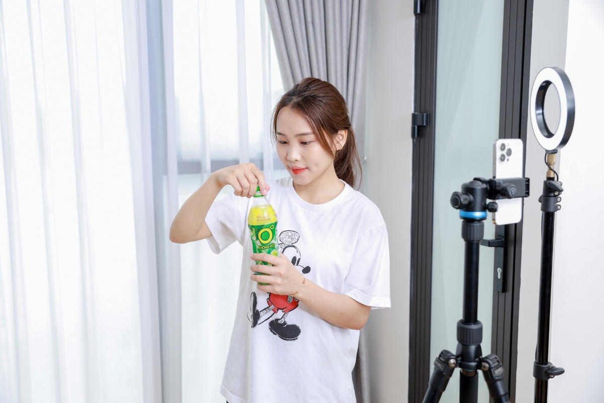 Level up năm nhất: Khi tân sinh viên học cách vừa làm vừa thư giãn