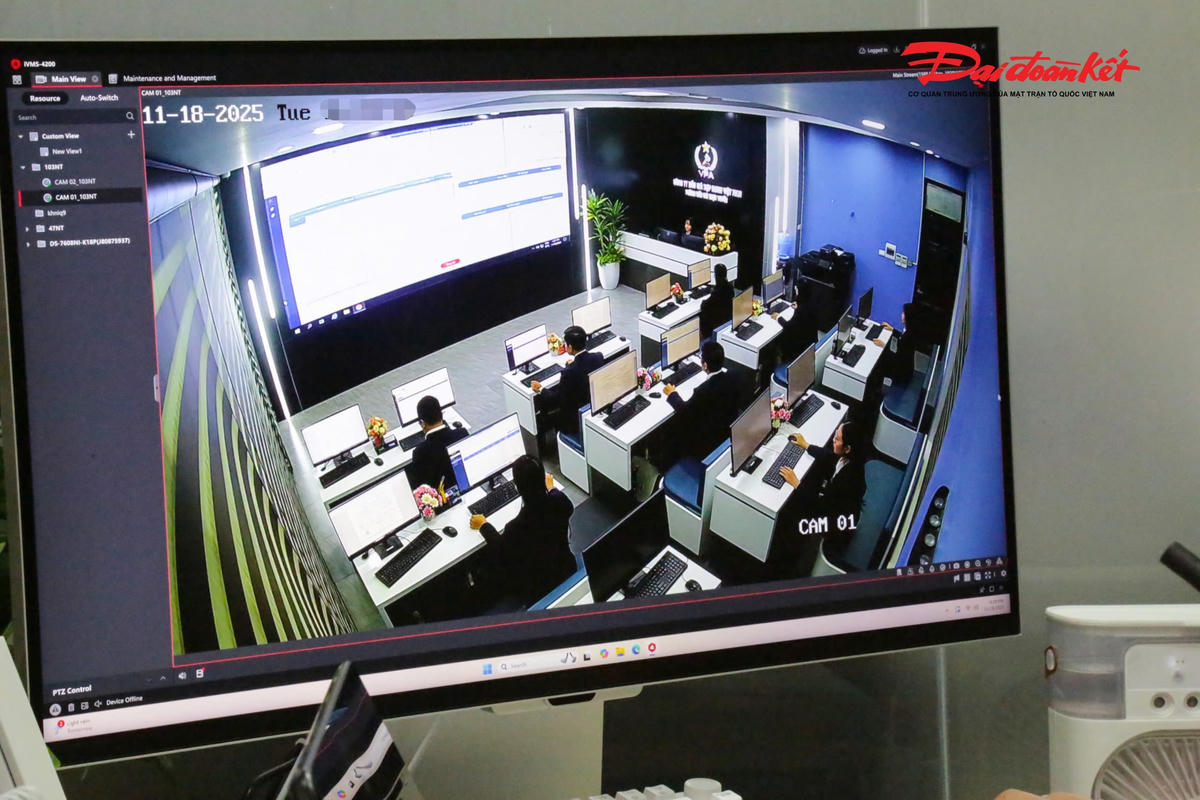 Qua hệ thống camera giám sát, lãnh đạo công ty đấu giá sẽ theo dõi được các phiên đấu giá diễn ra như thế nào.
