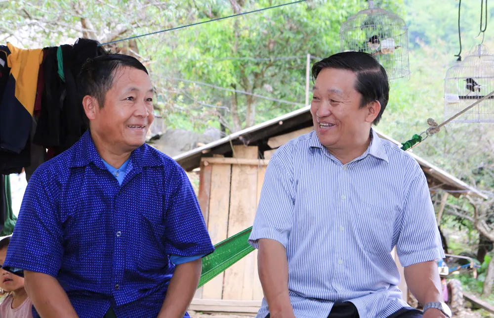 Để có được những chuyển biến tích cực như hôm nay, ông Pó cho rằng, đây là sự cố gắng của cả một cộng đồng người Mông. Ảnh: Đặng Trung