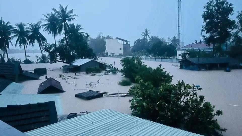 Lũ lụt ảnh hưởng tới sản xuất, kinh doanh. Ảnh: minh hoạ.