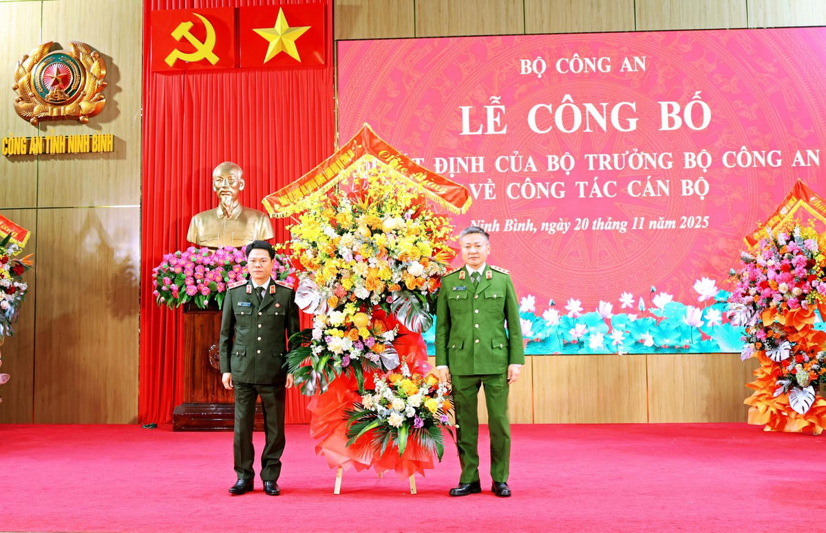 Thiếu tướng Nguyễn Hữu Mạnh được điều động đến nhận công tác và giữ chức vụ Cục trưởng Cục An ninh nội địa. Ảnh: CANB