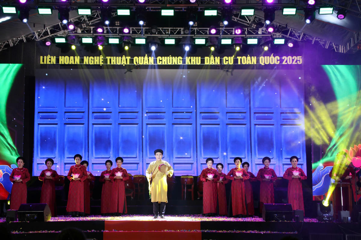 Những tiết mục đặc sắc, được dàn dựng công phu từ các vùng miền sẽ là cầu nối gắn kết, lan tỏa tinh thần đoàn kết và tình yêu quê hương đất nước.