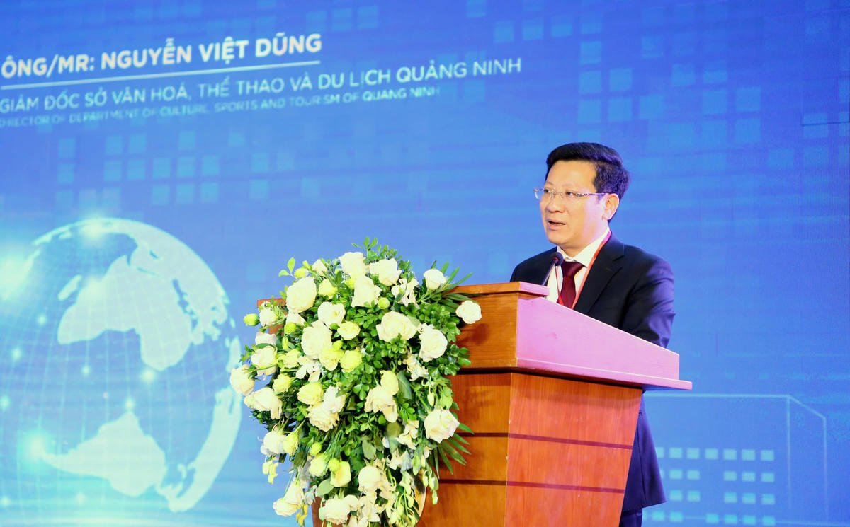Ông Nguyễn Việt Dũng, Giám đốc Sở Văn hóa, Thể thao và Du lịch tỉnh Quảng Ninh phát biểu tại Diễn đàn. Ảnh: Ngọc Anh.