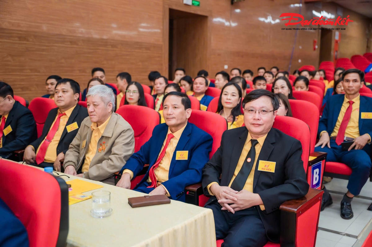 Hơn 300 đại biểu đại diện cho các tầng lớp nhân dân tham dự Đại hội. Ảnh: ĐB