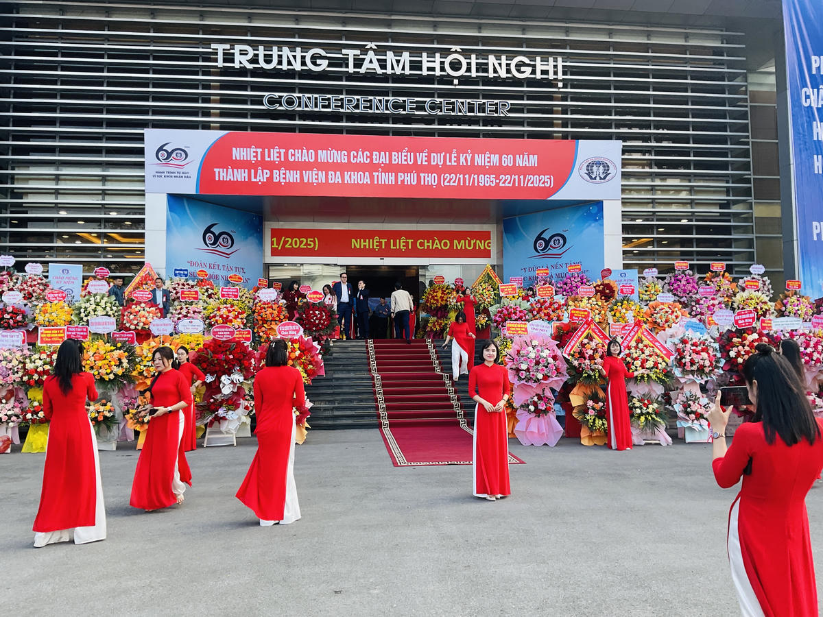 “Bệnh viện hạng đặc biệt” và hành trình 60 năm chữa bệnh cứu người
