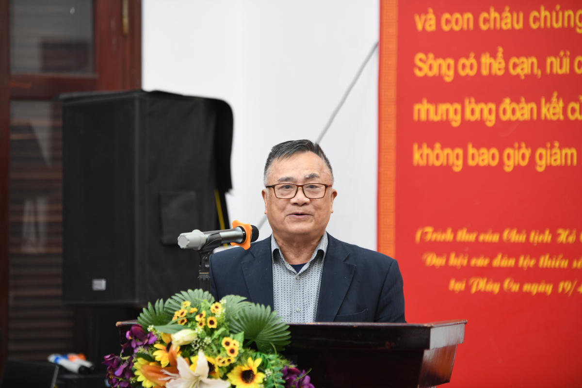 Bàn về tính cân bằng giữa bảo tồn và khai thác các giá trị văn hóa cho phát triển du lịch, PGS. TS Nguyễn Duy Thiệu - nguyên Phó giám đốc Bảo tàng Dân tộc học Việt Nam cho rằng, cần đặt nguyên tắc bảo tồn lên hàng đầu, không hy sinh văn hóa vì lợi ích trước mắt, đồng thời phát huy giá trị văn hóa một cách bền vững và mang lại lợi ích lâu dài cho cộng đồng địa phương. Ảnh: Phạm Sỹ.