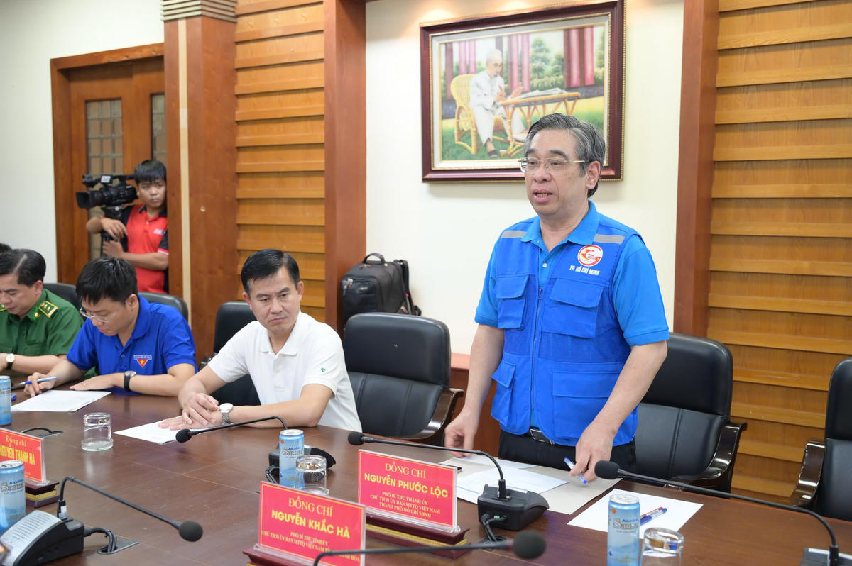 Phó Bí thu Thành ủy, Chủ tịch MTTQ Việt Nam TP Hồ Chí Minh - Nguyễn Phước Lộc - phát biểu kết luận buổi họp