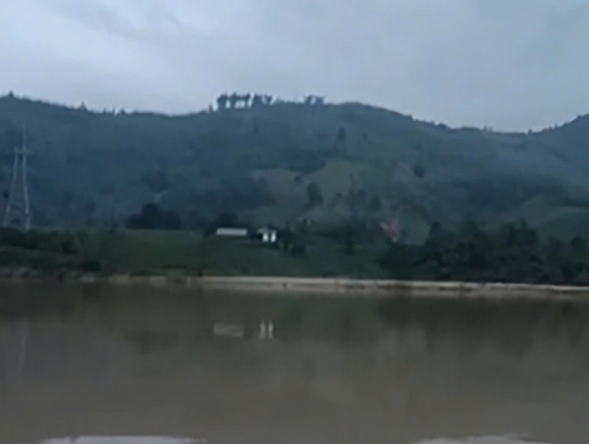 Quảng Trị: Tìm thấy thi thể tài xế trong vụ xe tải bị cuốn trôi ở La Lay