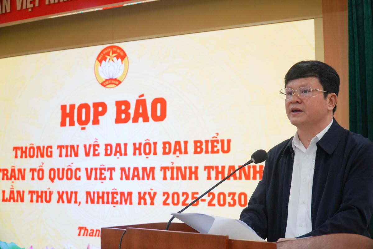 Ông Ngô Thế Anh - Trưởng ban Tuyên giáo và Vận động xã hội, cơ quan Ủy ban MTTQ tỉnh thông tin về công tác chuẩn bị trước thềm đại hội. Ảnh: Đình Minh