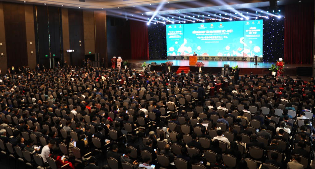 Quang cảnh Diễn đàn. Ảnh: QMG.