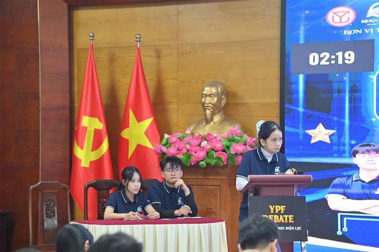 Chung kết YPF DEBATE 2025: Khẳng định bản lĩnh tri thức sinh viên EPU