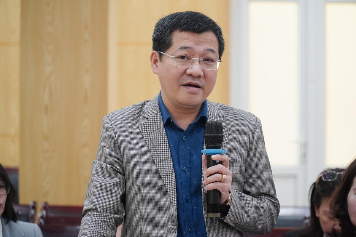 Ông Nguyễn Mạnh Hùng, đại diện Ban Tuyên giáo và Dân vận Tỉnh ủy Thanh Hóa phát biểu ý kiến tại buổi họp báo. Ảnh: Đình Minh