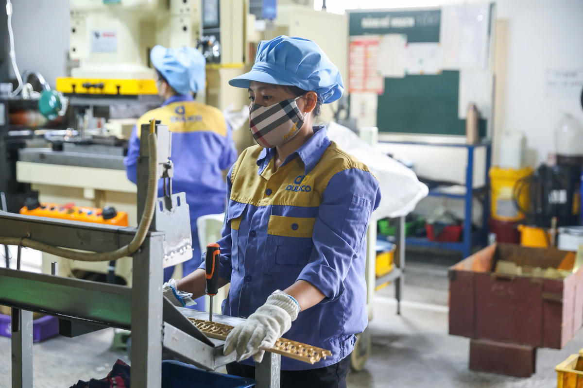 Thủ tướng: “Mỗi người làm việc bằng hai” tăng tốc, bứt phá hoàn thành các mục tiêu năm 2025