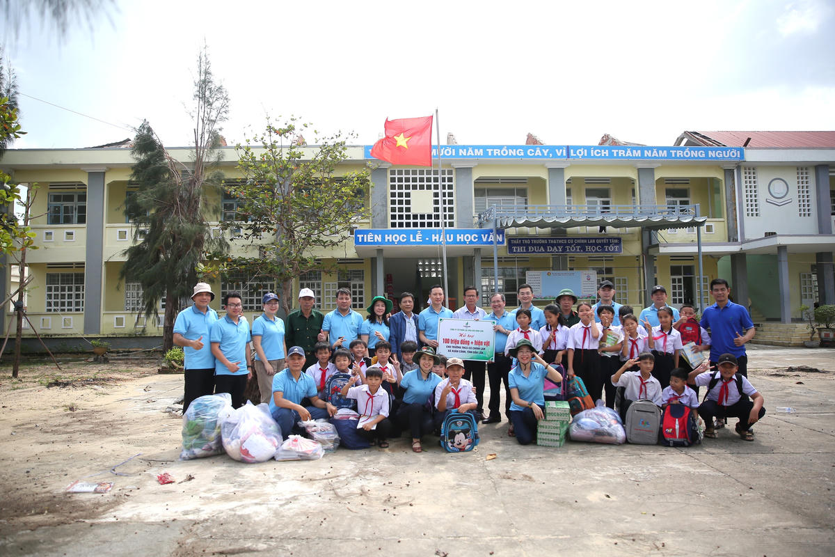 BSR trao hỗ trợ Trường Tiểu học và THCS Cù Chính Lan