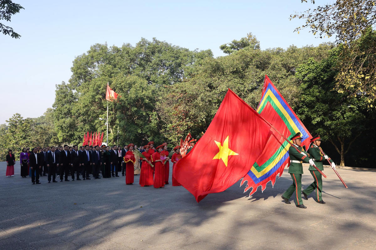 Hình ảnh đẹp trong ngày hội lớn của người Mặt trận Đất Tổ
