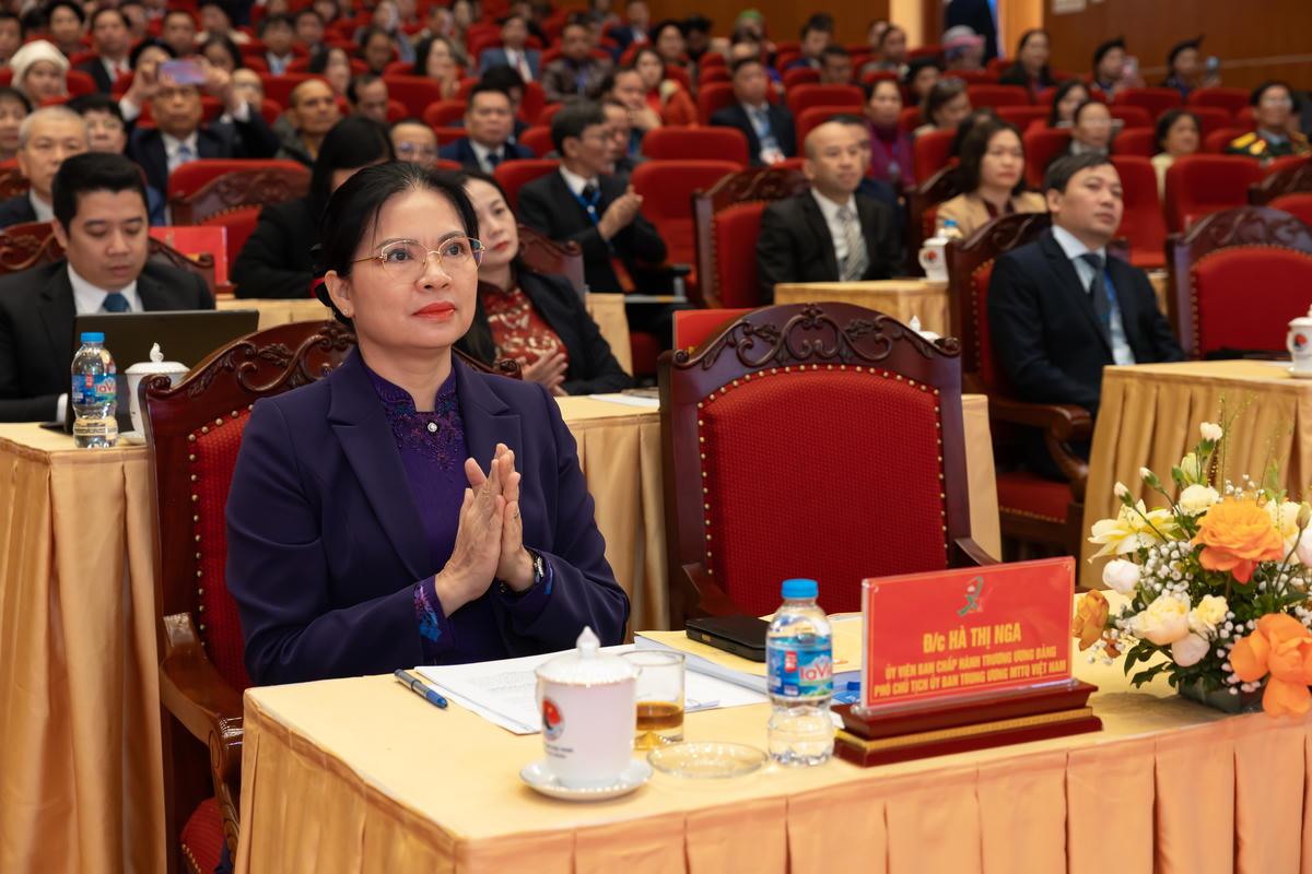 Ủy viên Trung ương Đảng, Phó Chủ tịch Ủy ban Trung ương MTTQ Việt Nam Hà Thị Nga dự Đại hội. Ảnh: Thanh Hà.