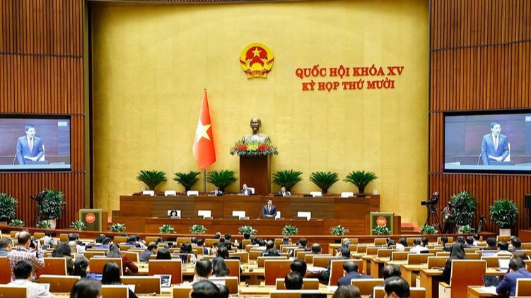 Hôm nay, Quốc hội thảo luận về dự án Luật Tiết kiệm, chống lãng phí