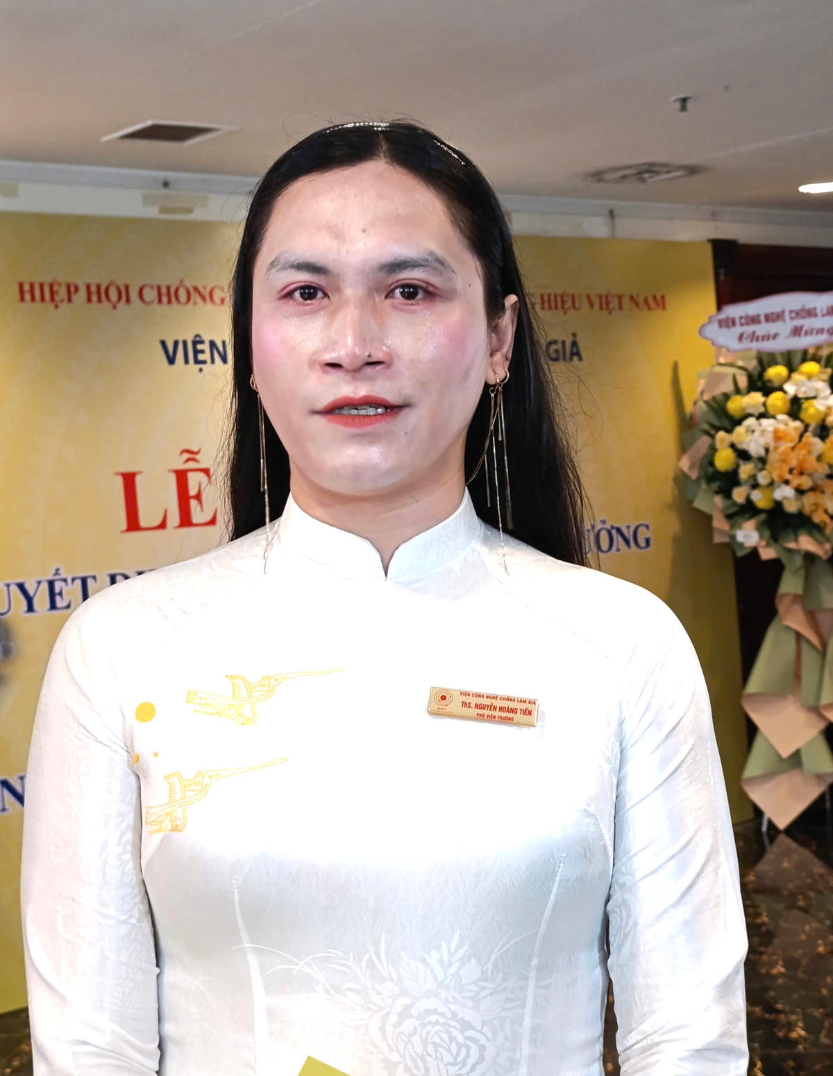 Bà Nguyễn Hoàng Tiến – Phó Viện trưởng Viện Công nghệ Chống làm giả. Ảnh: Hồng Phúc.