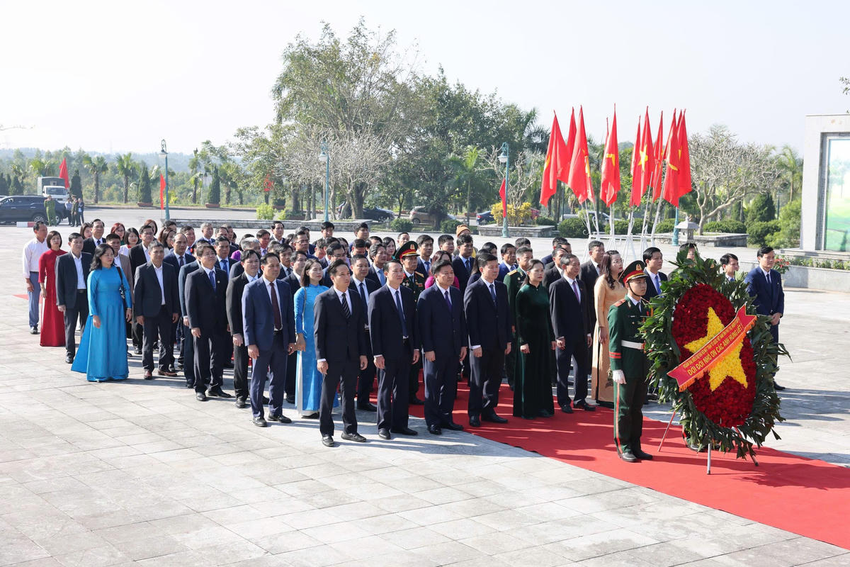 Hình ảnh đẹp trong ngày hội lớn của người Mặt trận Đất Tổ
