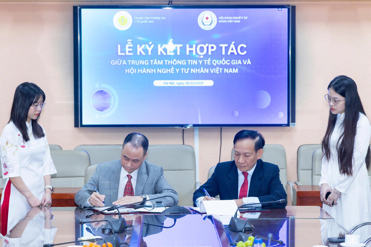 Thúc đẩy và đồng bộ chuyển đổi số trong hệ thống y tế tư nhân 