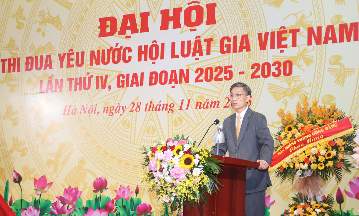 Chủ tịch Hội Luật gia Việt Nam&nbsp;Nguyễn Khánh Ngọc phát biểu tại Đại hội. Ảnh: Tiến Đạt.